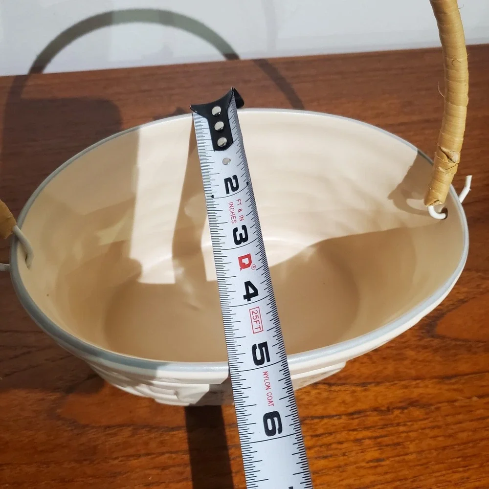Pfaltzgraff Rare Remembrance Oval Ceramic Basket with Handle‎